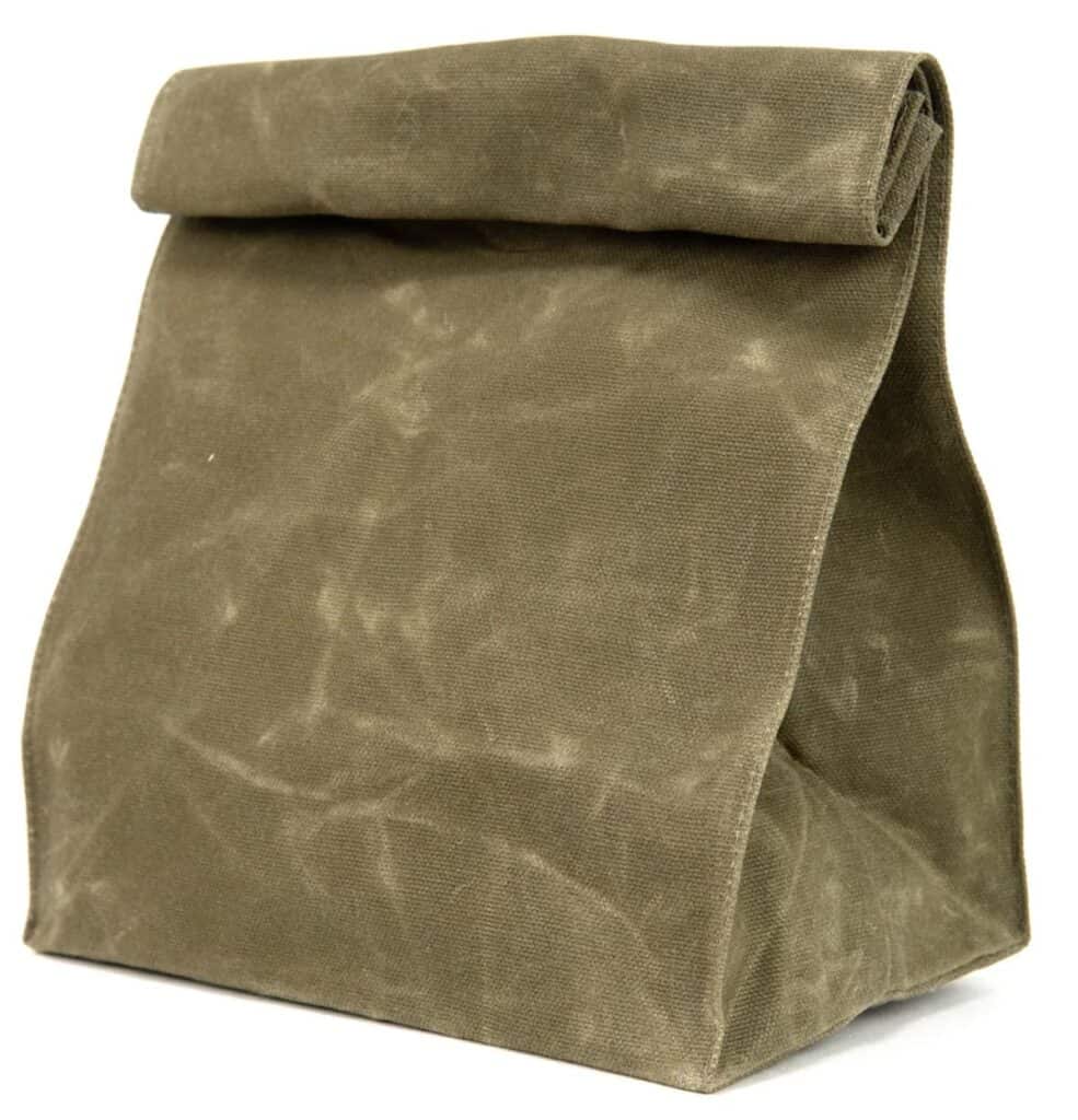 Etee organic waxed canvas lunch bag.