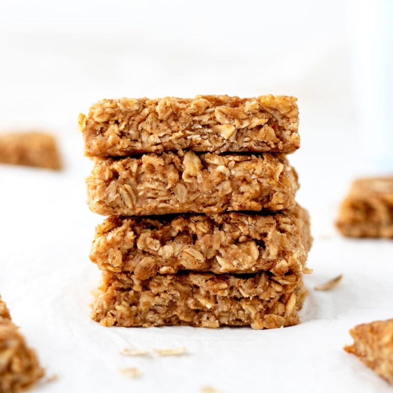 Soft & Chewy Apple Peanut Butter Oatmeal Bars